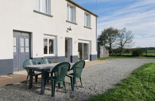 Neant-sur-Yvel House | Gite en Brocéliande avec vue