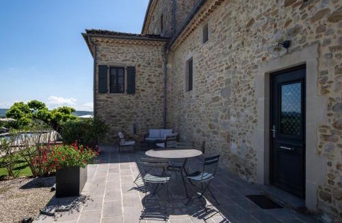 Saint-Sauveur-de-Cruzieres House | Gite Figuier et Vignes