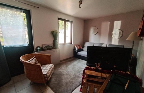 Chevroches House | Gîte familial - On the banks of the Nivernais Canal