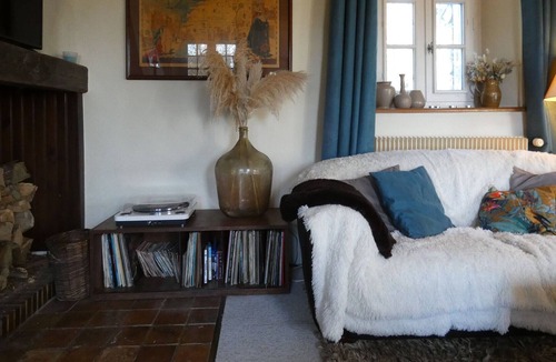 Faverolles Cottage | Gite Faverolles, 5 bedrooms, 10 persons