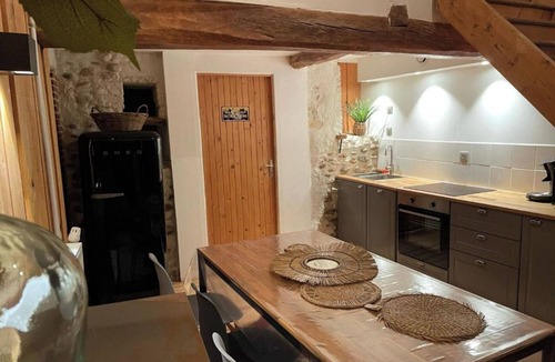 Hauterives Apartment | Gite Ferdinand