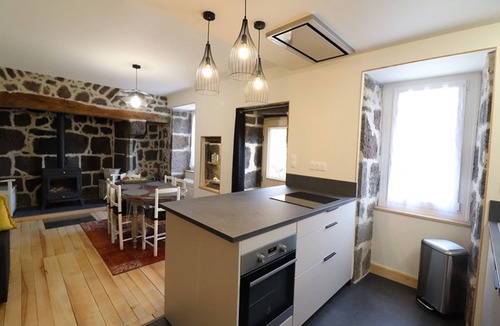 Fontanges Cottage | Gite Fontanges, 3 bedrooms, 6 persons