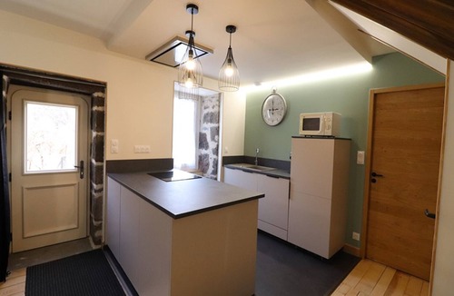 Fontanges Cottage | Gite Fontanges, 3 bedrooms, 6 persons