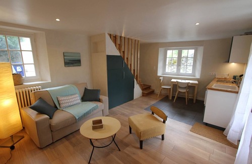 Le Rosais-La Flourie House | Gite for 2 persons