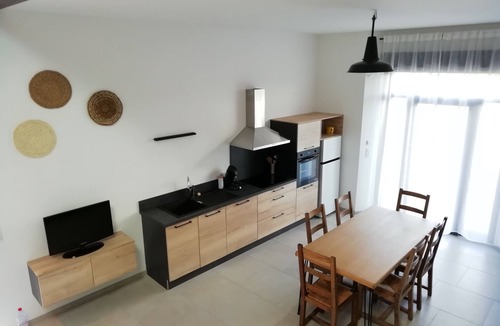 Hergugney House | Gîte for 4 to 6 people. Between Nancy and Épinal. Discover the city of landscapes