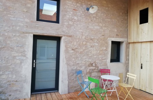 Hergugney House | Gîte for 4 to 6 people. Between Nancy and Épinal. Discover the city of landscapes