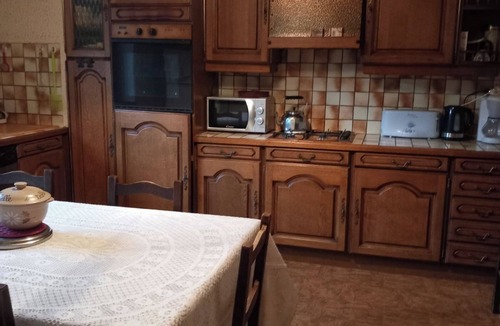 Les Ancizes-Comps House | Gîte for rent with two balconies