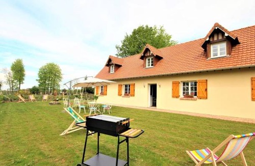 Bertreville-Saint-Ouen House | Gite Bertreville-Saint-Ouen, 5 bedrooms, 10 persons
