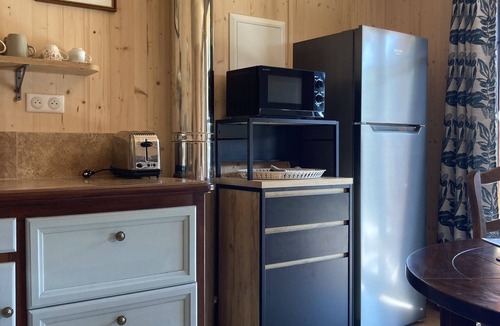 Montigny-Saint-Barthelemy House | Gîte in the middle of nature with river and wood views in the Morvan region of France