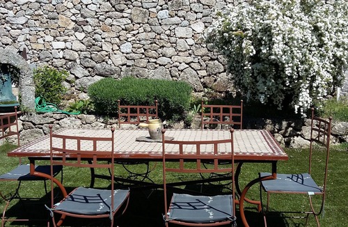 Saint-Andre-de-Majencoules Apartment | Gite Petite Olivede