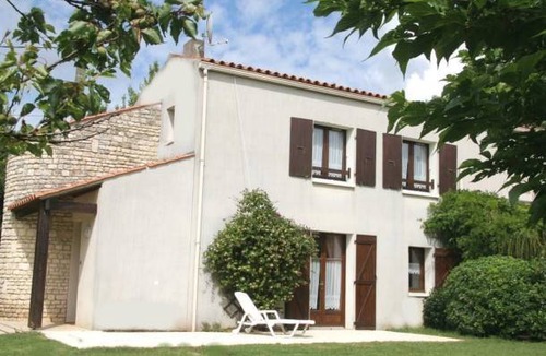 Saint-Aubin-la-Plaine House | Gite Saint-Aubin-la-Plaine, 2 bedrooms, 4 persons