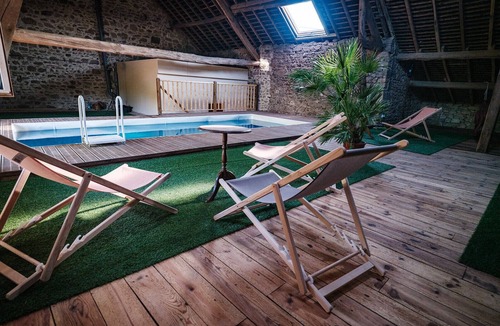 Saint-Dizier-les-Domaines House | Gite with private indoor pool and relaxation area. High-speed Wi Fi