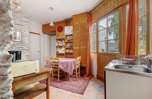 Saint-Sebastien-sur-Loire House | Gite La Maison des Tortues, 5KM from Nantes