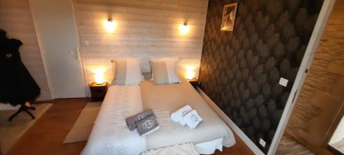 Meuvaines House | Gite galets et bois flottés proche mer gold beach meublé de tourisme 4 étoiles