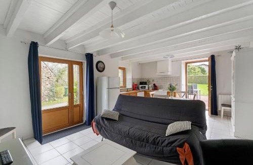 Lanvallay House | Gite Hirondelle