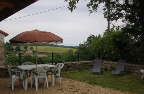 Ceilloux House | GITE IN AUVERGNE (PUY de DOME)