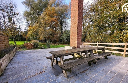 Menneville Cottage | Gite in DESVRES-MENNEVILLE
