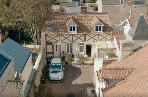 Luc-sur-Mer House | Gîte in Luc sur mer town center 150 m from the sea