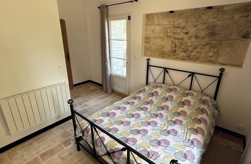 Lamotte-du-Rhone Other | Gite in Provencal country house