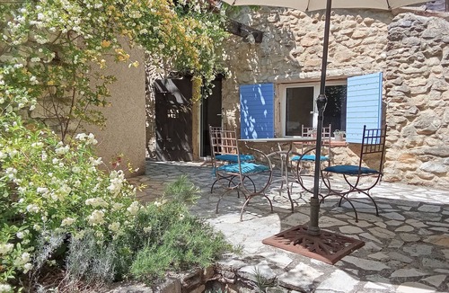 Lurs Cottage | Gîte in the middle of an olive grove