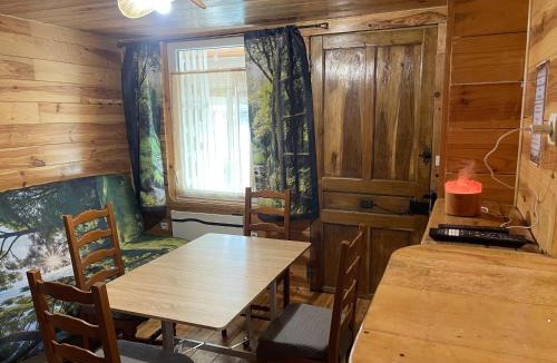 Bondoufle Apartment | Gite indépendant, calme, campagne, style intérieur chalet