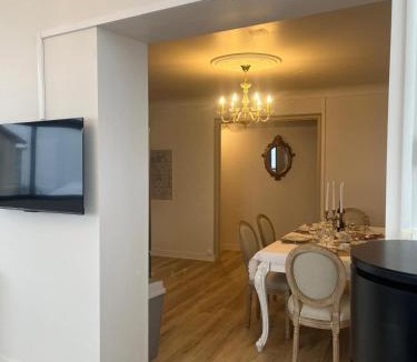Polignac Apartment | Gite L'écrin du château