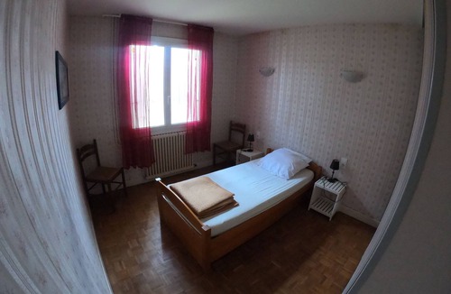 Vielmur-sur-Agout House | Gite l'Escale in Vielmur sur Agout sleeps 4