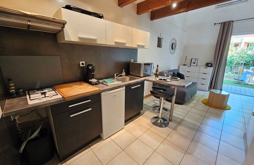 Mireval Apartment | Gite L'escapade 34 Mireval les Mirabelliers