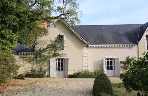 Sainte-Maure-de-Touraine House | Gite " Les chênes" Domaine de la Garnauderie