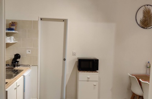 Romilly-sur-Seine Apartment | Gite l'olivier 2