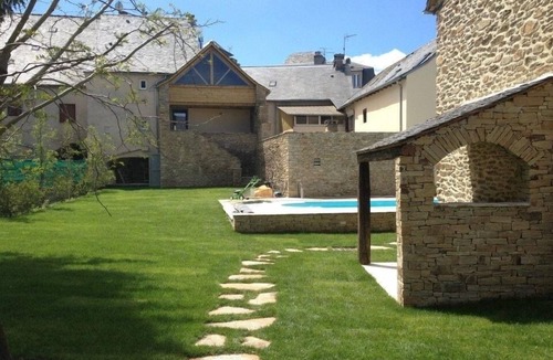 Calmont House | Gite L'OLIVIER - 8 people
