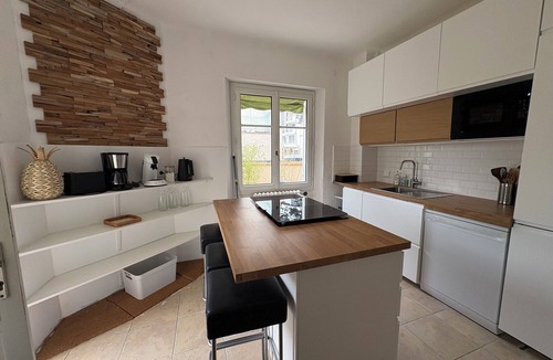 La Baule-Escoublac House | Gite La Bauloise - 15 pers - near beach - town center