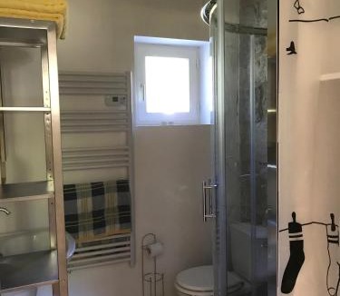 Saint-Antonin Noble Val Apartment | gite la bergerie en bord d'Aveyron