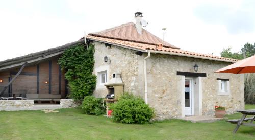 Manzac-sur-Vern House | Gite La Bergerie - Dordogne