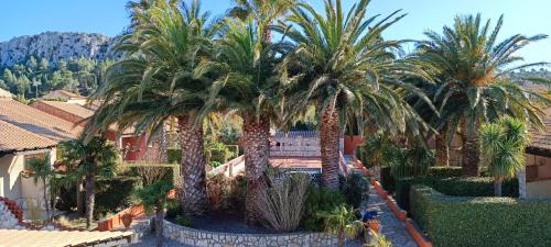 Roquefort-des-Corbieres House | Gite la Capelle près de la réserve Africaine de Sigean et Narbonne à 10 min des plages