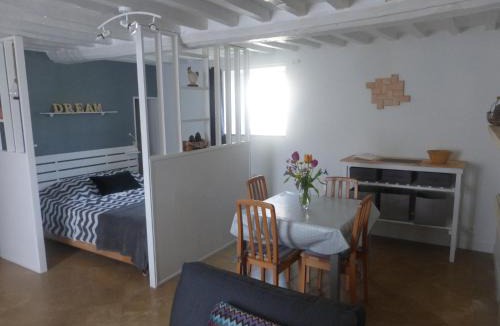 Martragny Apartment | Gite LA CHARRETTERIE