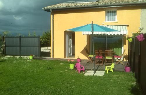 Chabeuil Apartment | GITE LA CLE DES CHAMPS