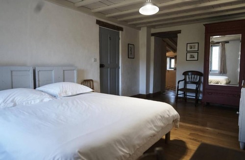 Pont-de-Barret House | Gite La Cour du Marronnier