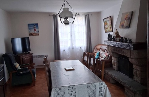 Creances House | Gite la créançaise, charming village house