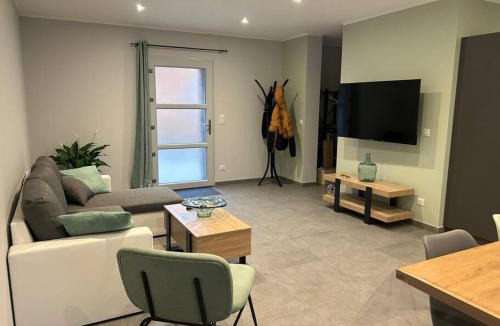 Vaudrey House | Gite La Cuisance