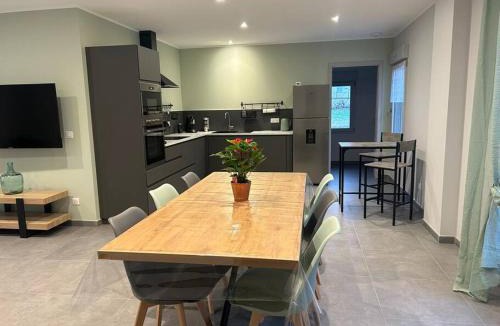 Vaudrey House | Gite La Cuisance