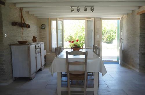 Saint-Hilaire-la-Palud House | Gite La Ferme - Les Gites Du Moulin