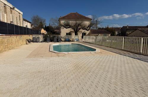 Saint-Laurent-La-Vernede Villa | Gite la Villa Jane