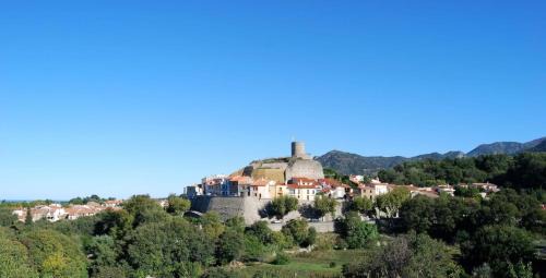 Laroque-des-Alberes Apartment | Gite La Grange Aux Hirondelles