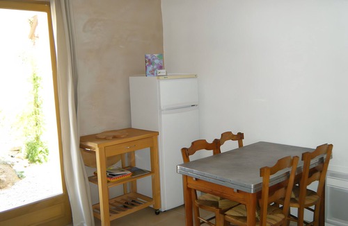 Saint-Jean-de-Fos House | Gite la loge du loriot