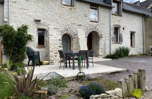 Laille House | Gite la longère – nature and tranquility