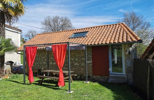 Chancelade House | Gite "La Maisonnette"