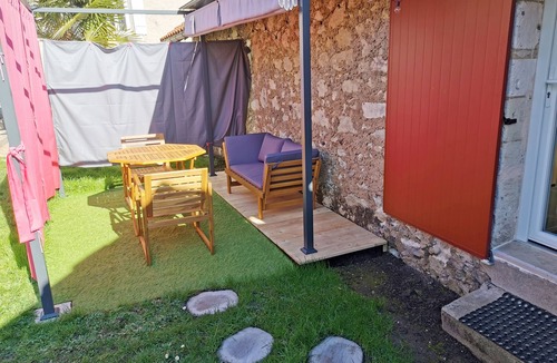 Chancelade House | Gite "La Maisonnette"