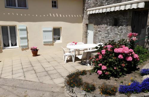Les Herbiers House | Gite La Marguerite À La Campagne