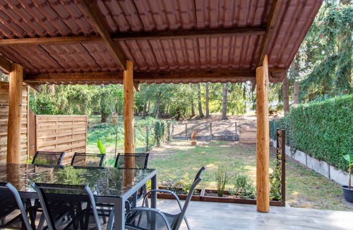 Lorris House | Gite "la p'tite étape" close to all amenities
